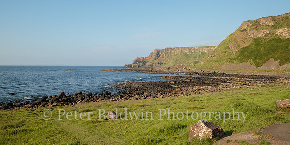 0420 - 0035  Headland of Giant's Causeway